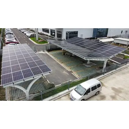 Vzajemno povezan solarni nadstrešek za avto
