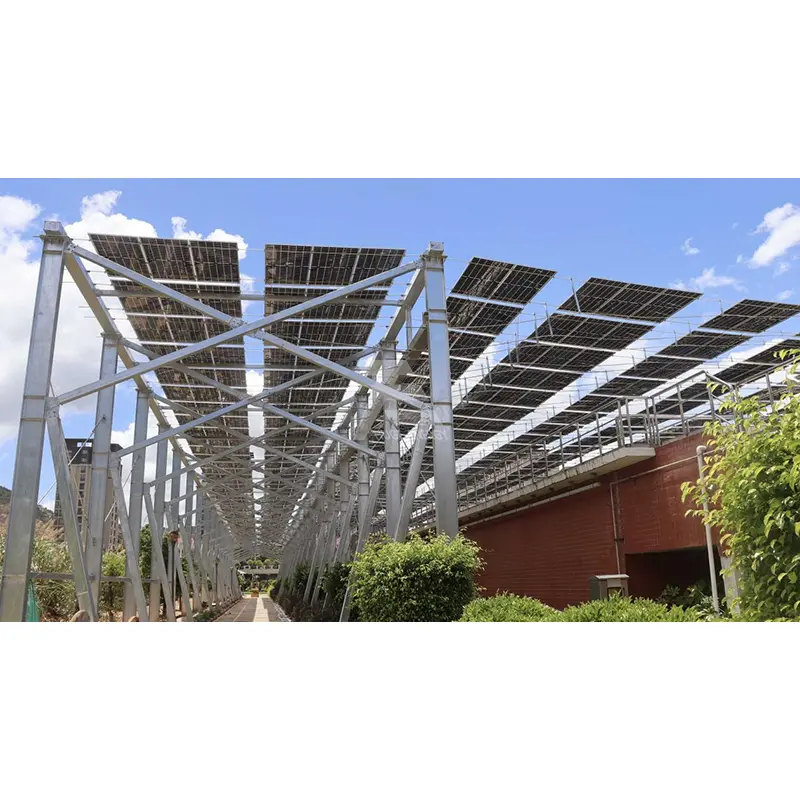 Solarni sistem za pritrditev z dvema stebroma